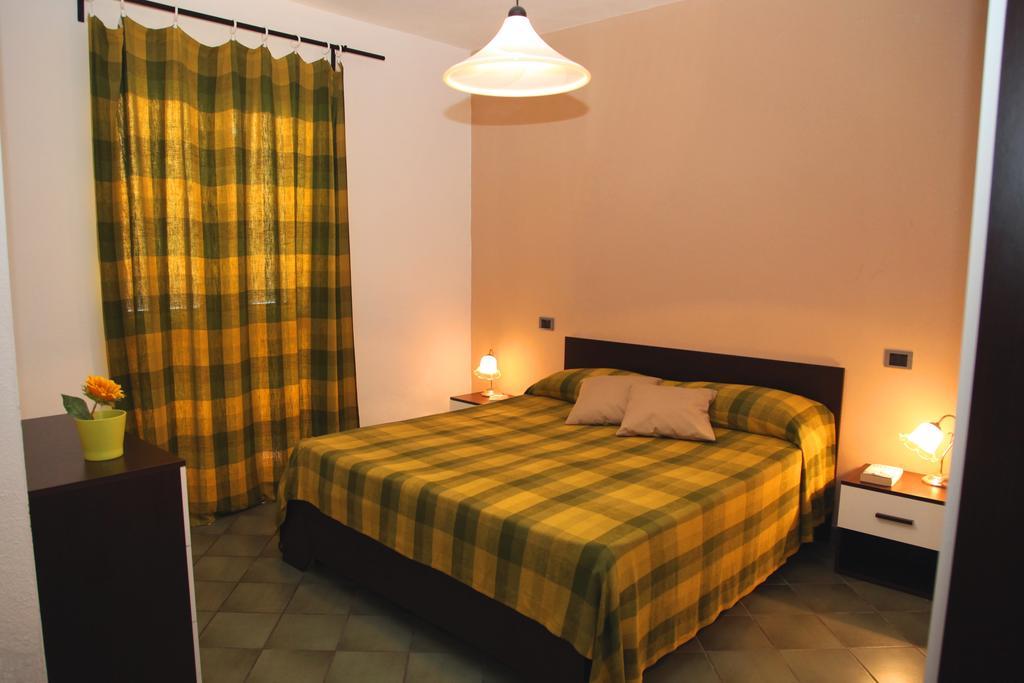 Aparthotel La Contessa à Santa Teresa Gallura Chambre photo
