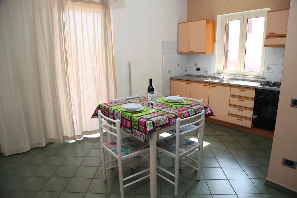 Aparthotel La Contessa à Santa Teresa Gallura Extérieur photo